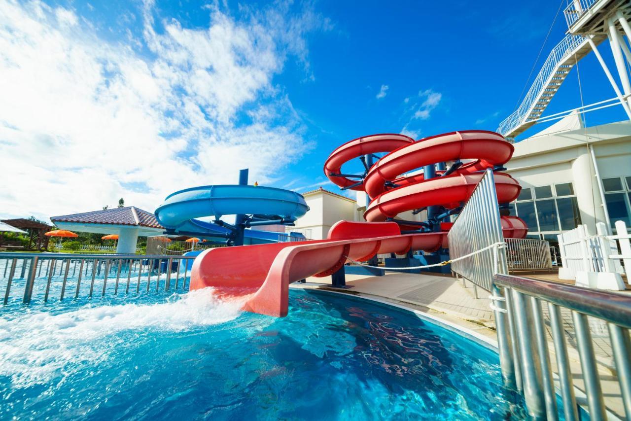 Sheraton Okinawa Sunmarina Resort Онна Экстерьер фото