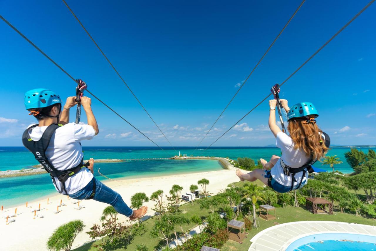 Sheraton Okinawa Sunmarina Resort Онна Экстерьер фото