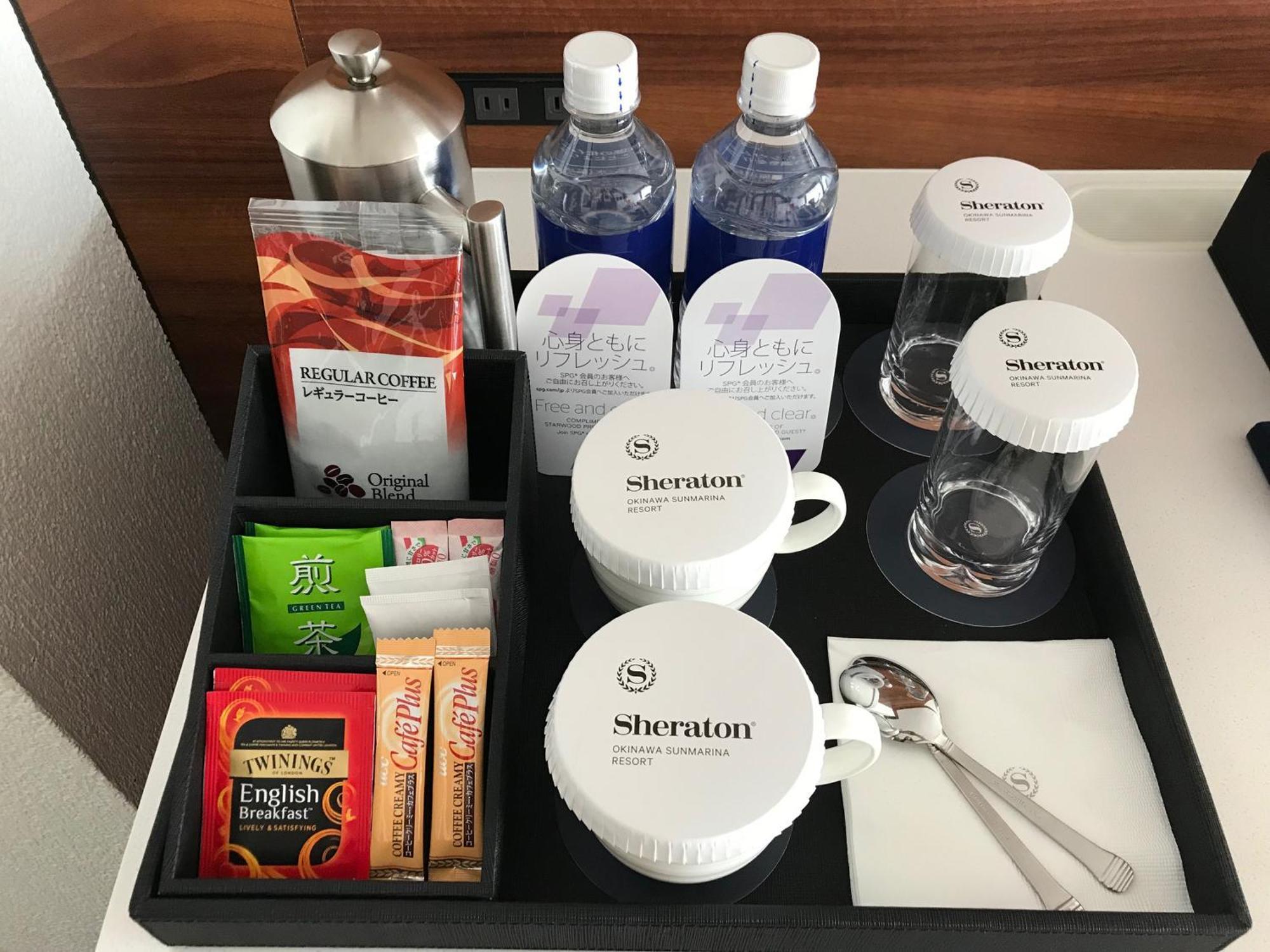 Sheraton Okinawa Sunmarina Resort Онна Номер фото