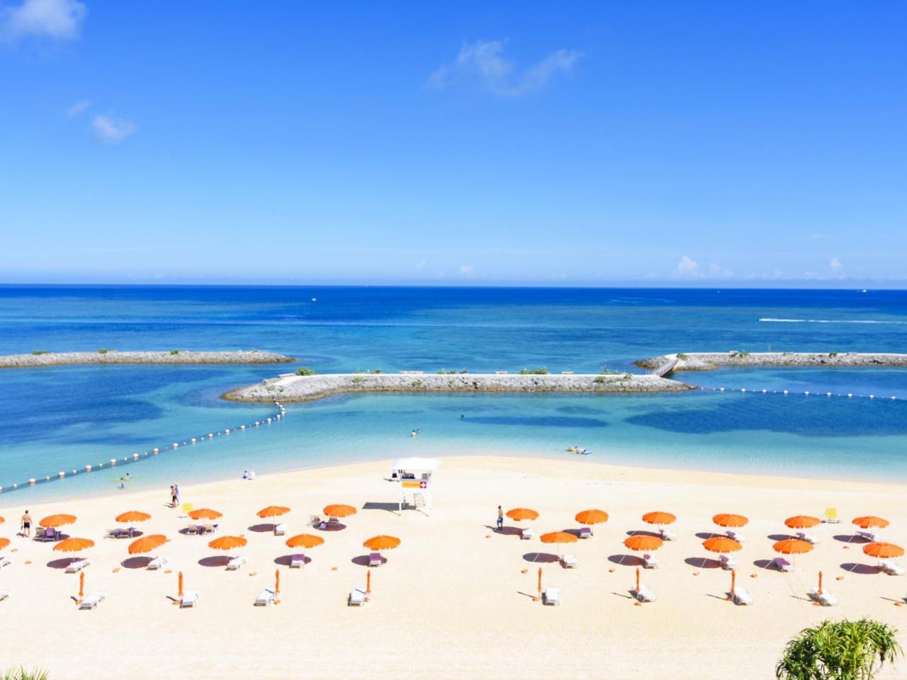 Sheraton Okinawa Sunmarina Resort Онна Экстерьер фото