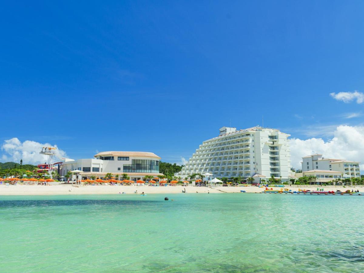 Sheraton Okinawa Sunmarina Resort Онна Экстерьер фото