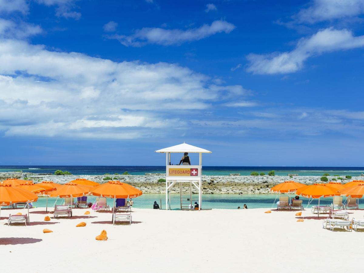 Sheraton Okinawa Sunmarina Resort Онна Экстерьер фото